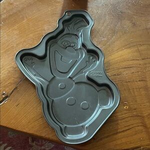 Disney Olaf Character Baking Mold in Black